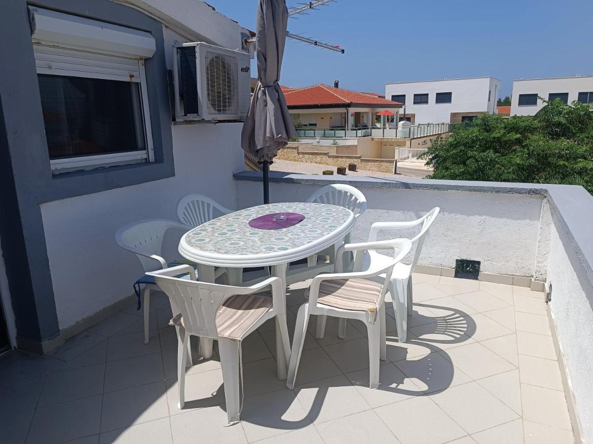 Apartments Babic 50 Meters From The Beach Vir Kültér fotó